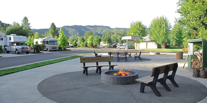 Seven Feathers RV Resort – Canyonville, OR