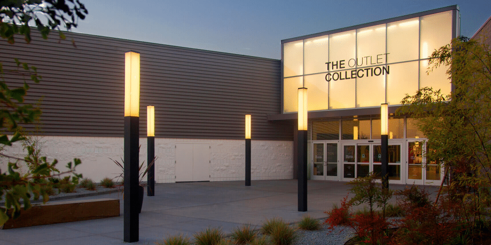 The Outlet Collection - Seattle | Auburn, Washington | I-5 Exit Guide