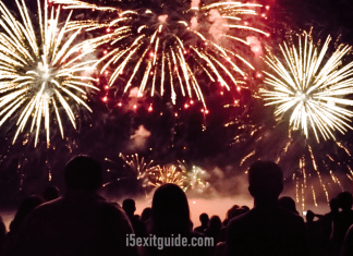 10 Awesome 4th of July Destinations for I-5 Travelers 4th of July fireworks | I-5 Exit Guide